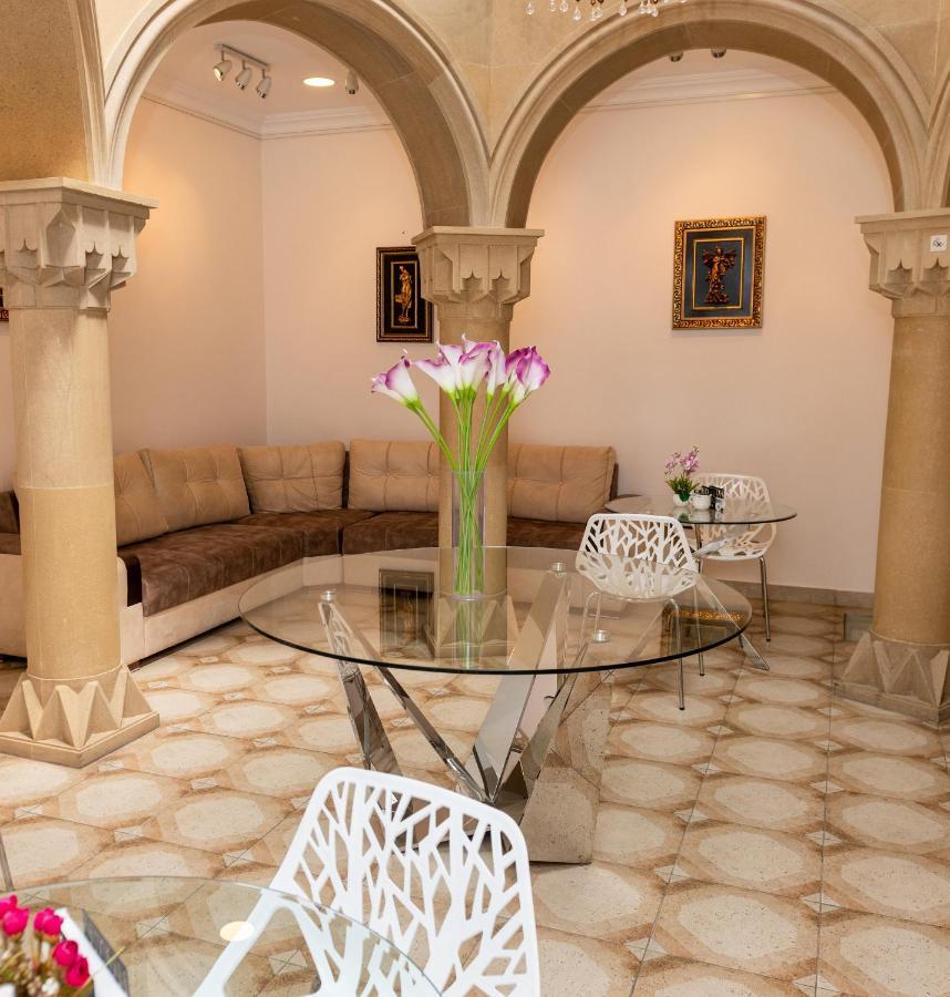 Utopia Hotel Baku Exterior photo
